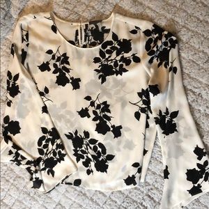 Vince Camuto black and white blouse
